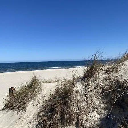 Marin, 10 アパート *